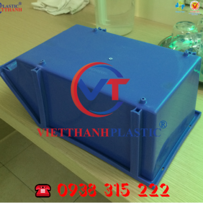 KỆ DỤNG CỤ LỚN NHỰA VIỆT THÀNH – GIẢI PHÁP LƯU TRỮ THÔNG MINH CHO NHÀ MÁY, KHO XƯỞNG