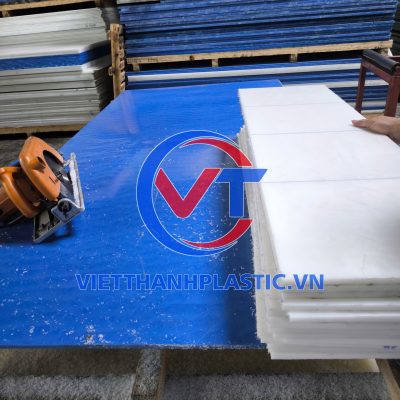 Sản Xuất Thớt Nhựa PE Theo Yêu Cầu