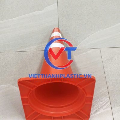 CỌC TIÊU GIAO THÔNG NHỰA VIỆT THÀNH – CHÓP NÓN GIAO THÔNG ĐẠT CHUẨN TCVN